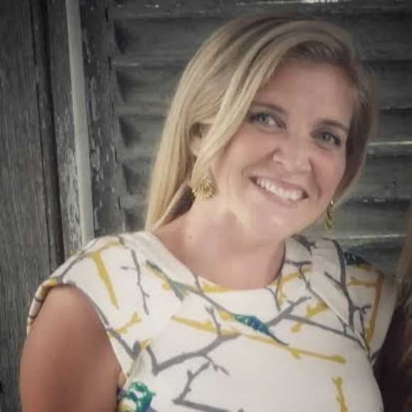 Meet your Posher, Arin - Picture 1 of 2